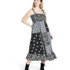 SANDY LIANG Women's Black and White Patchwork Dress. SIZE S